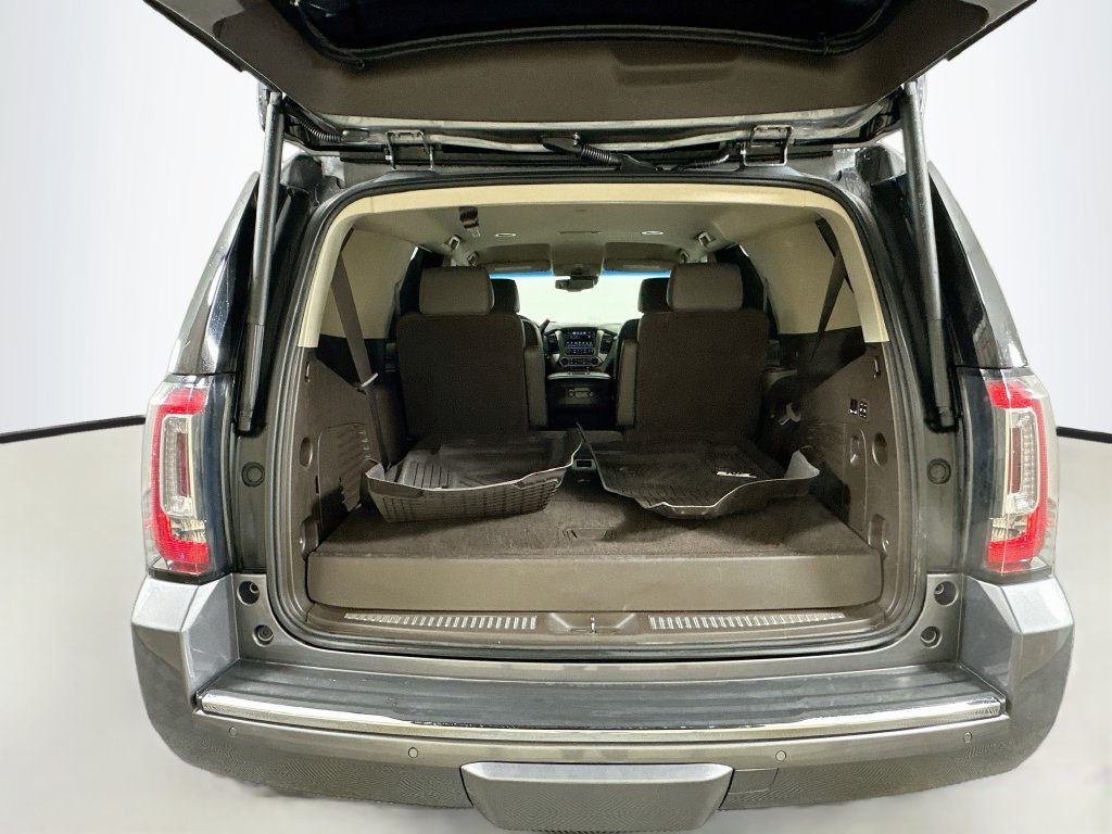 Used 2019 GMC Yukon Denali RWD image 26