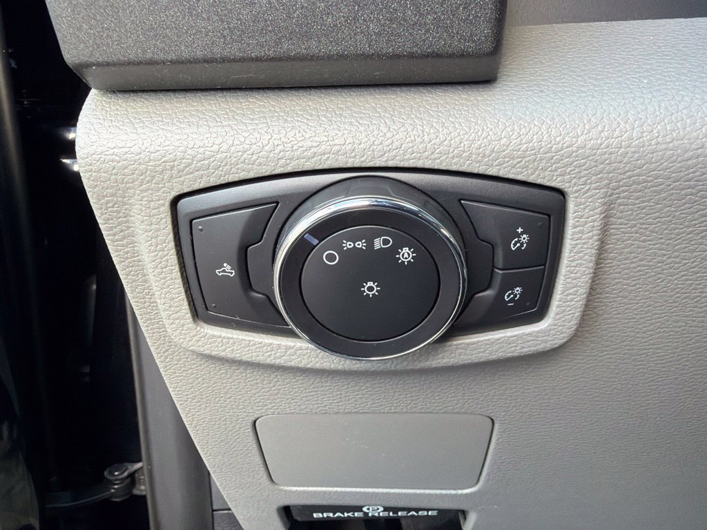 Used 2021 Ford F250 XL w/ STX Appearance Package AWD/4WD image 23