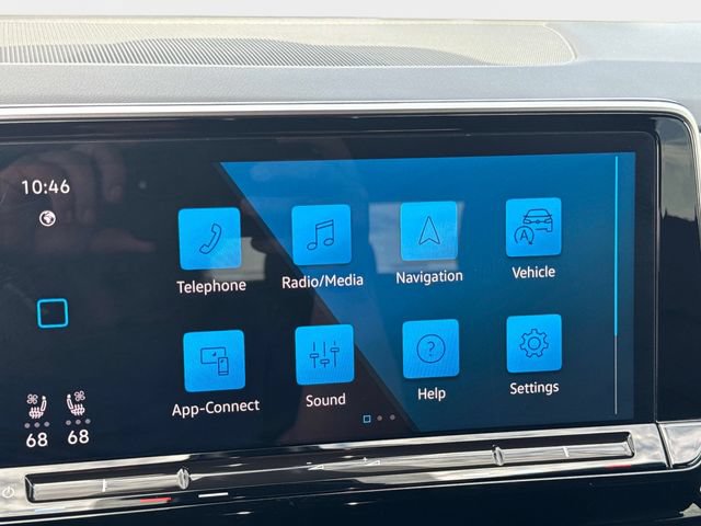 Used 2024 Volkswagen Atlas Cross Sport SE AWD/4WD image 19