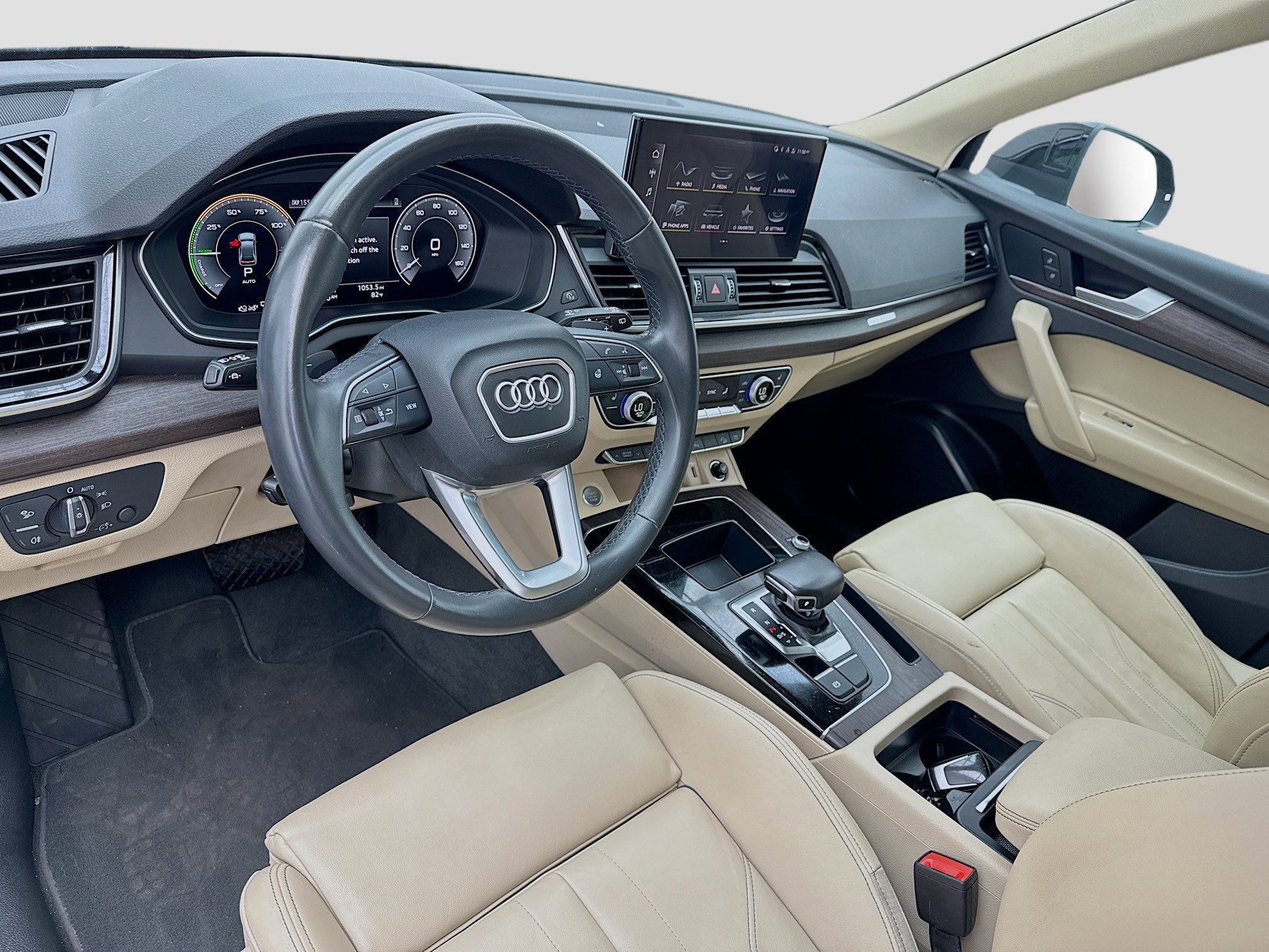 Used 2022 Audi Q5 e Premium w/ Convenience Package image 7