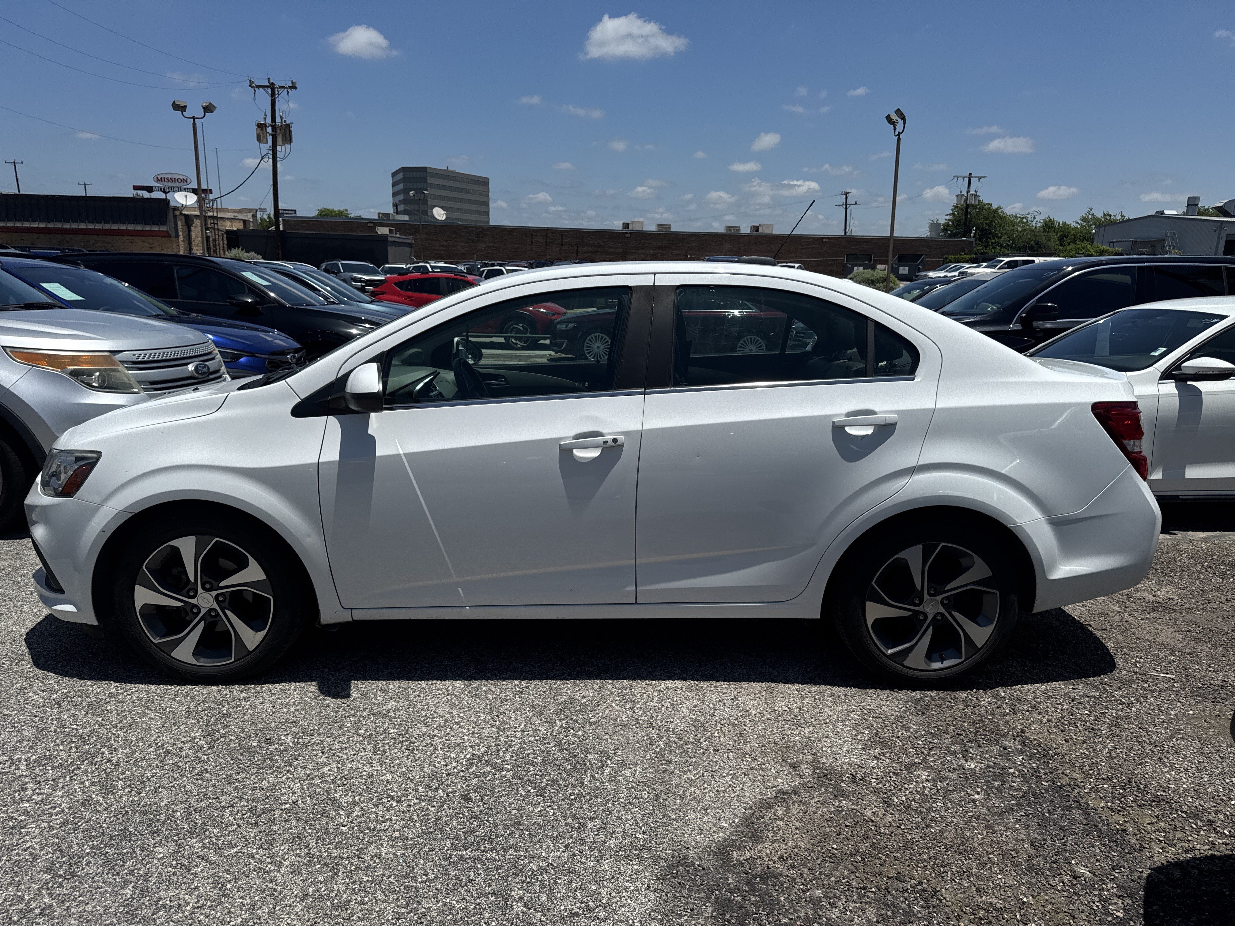 Used 2019 Chevrolet Sonic Premier FWD image 8