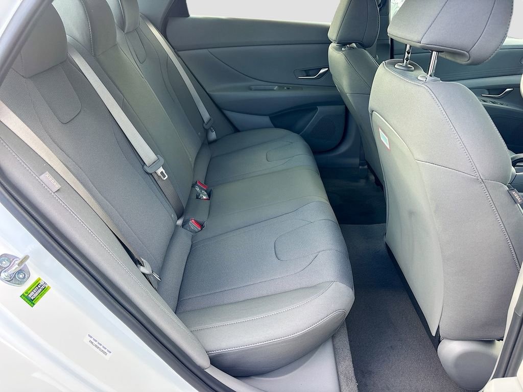 New 2026 Hyundai Elantra SE image 26