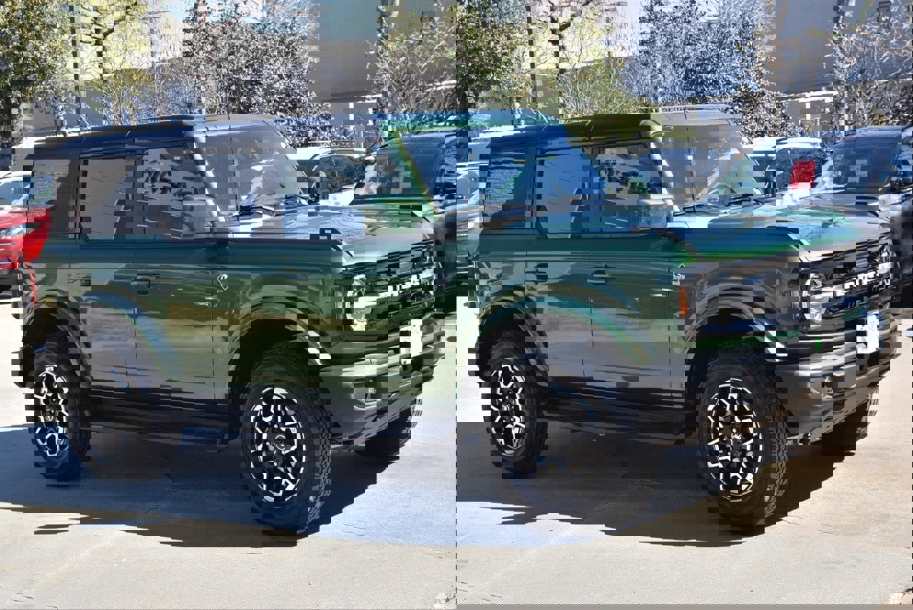 Certified 2025 Ford Bronco Outer Banks image 5