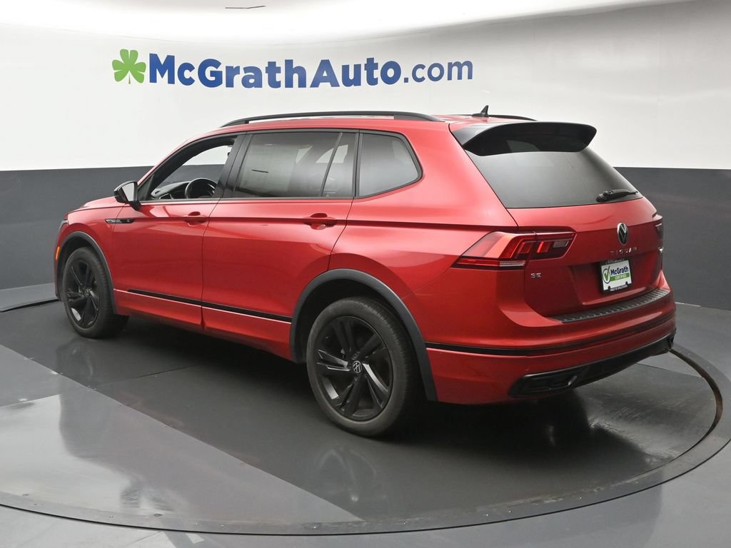 Used 2024 Volkswagen Tiguan SE R-Line FWD image 32