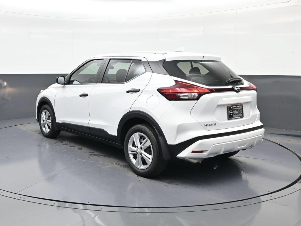 Certified 2025 Nissan Kicks Play S FWD image 7