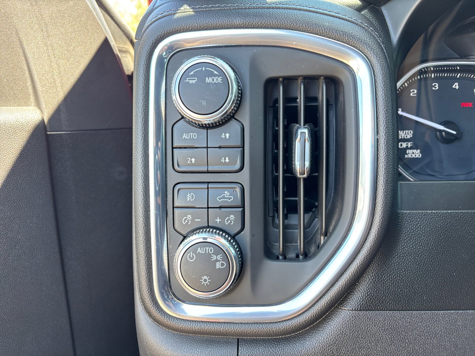 Used 2021 GMC Sierra 1500 Elevation w/ X31 Off-Road Package image 13