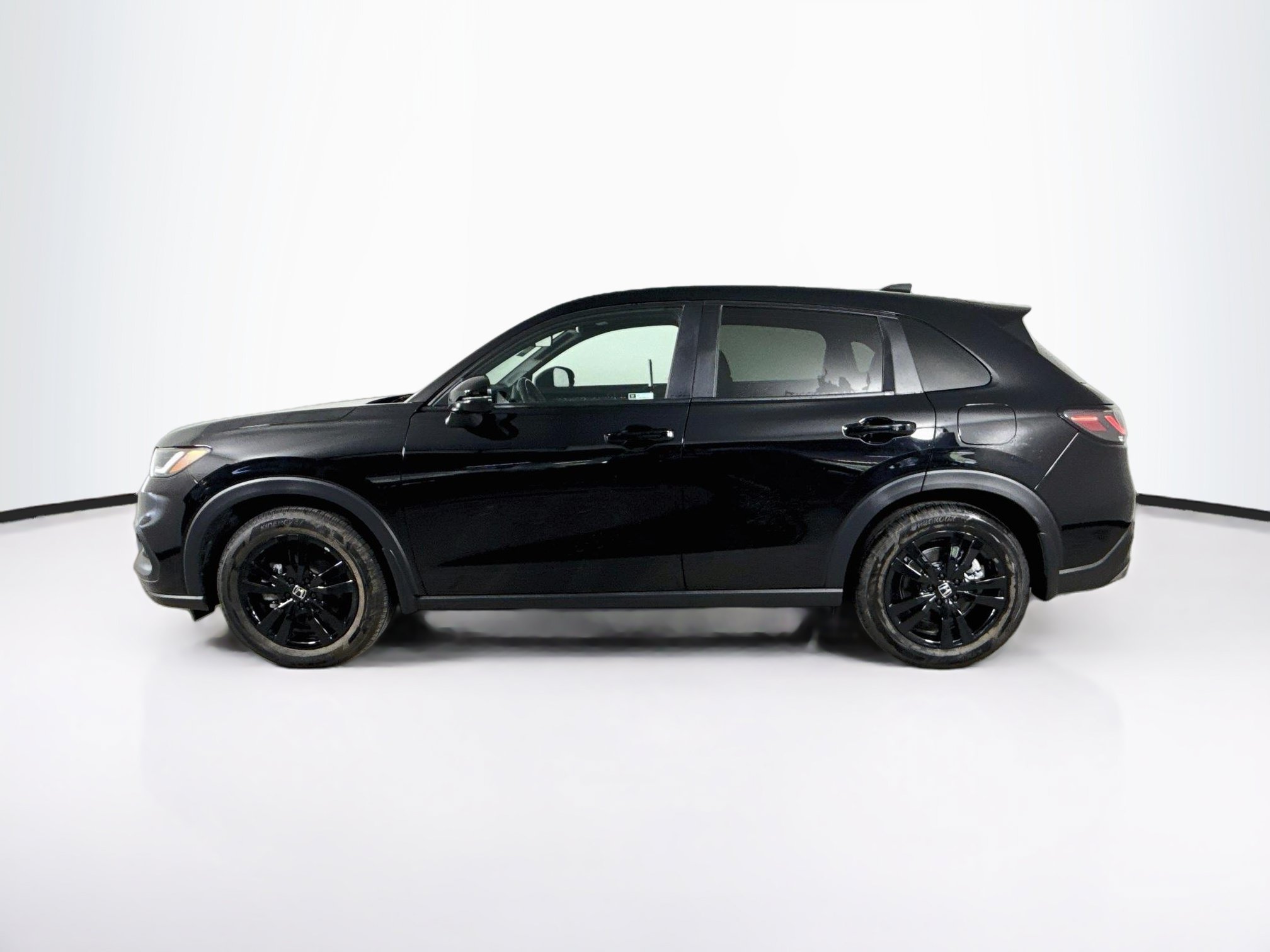 Certified 2026 Honda HR-V Sport image 4
