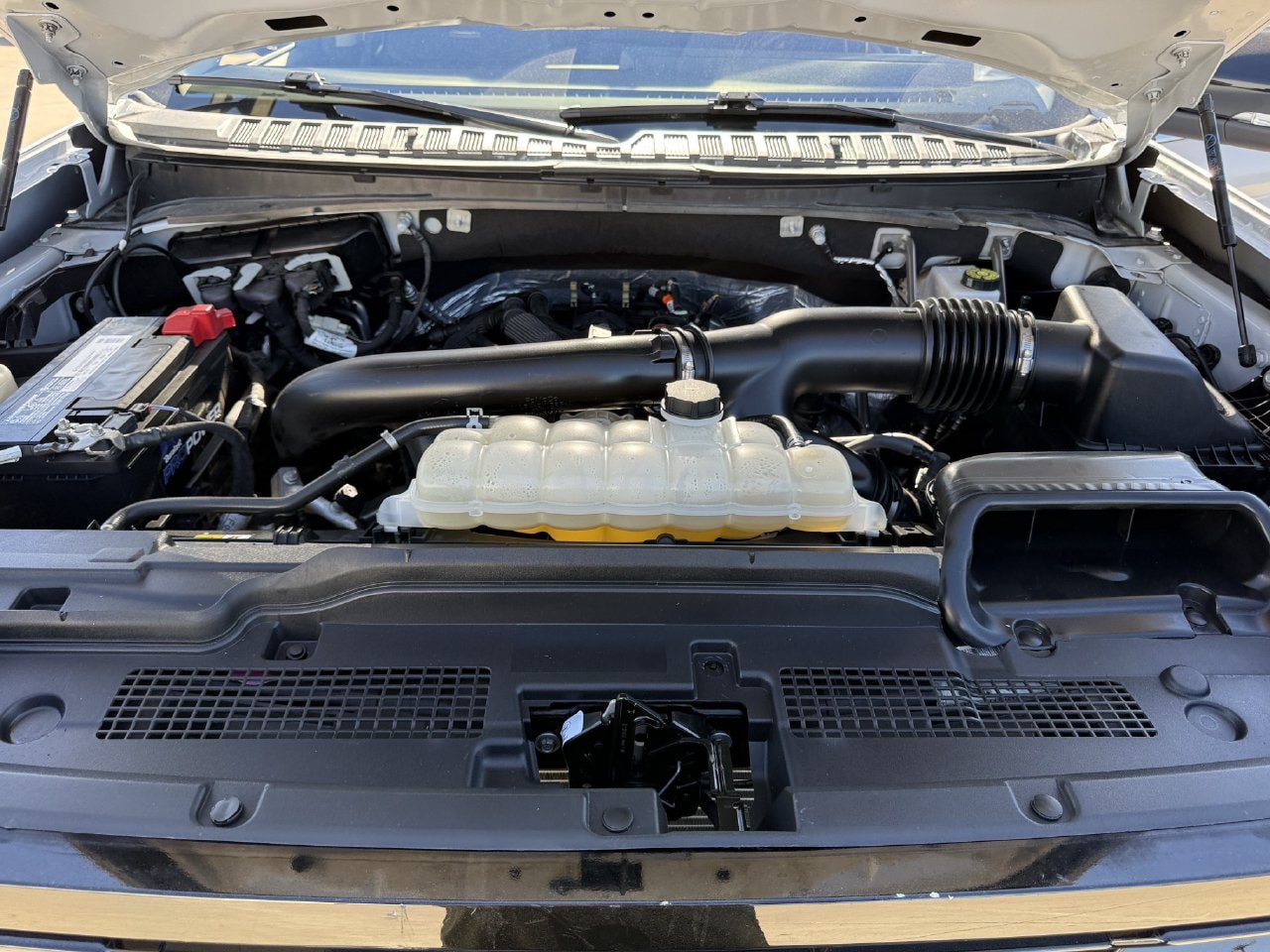 Used 2025 Ford Expedition Platinum AWD/4WD image 29