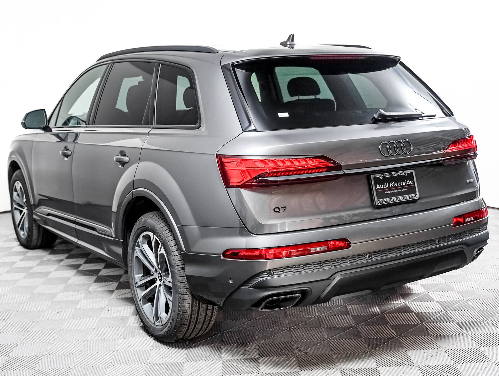 New 2026 Audi Q7 2.0T Premium AWD/4WD image 2