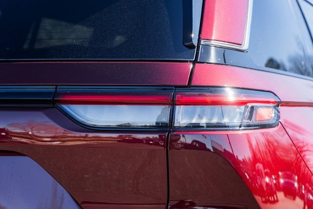 New 2026 Jeep Grand Cherokee Laredo X AWD/4WD image 8