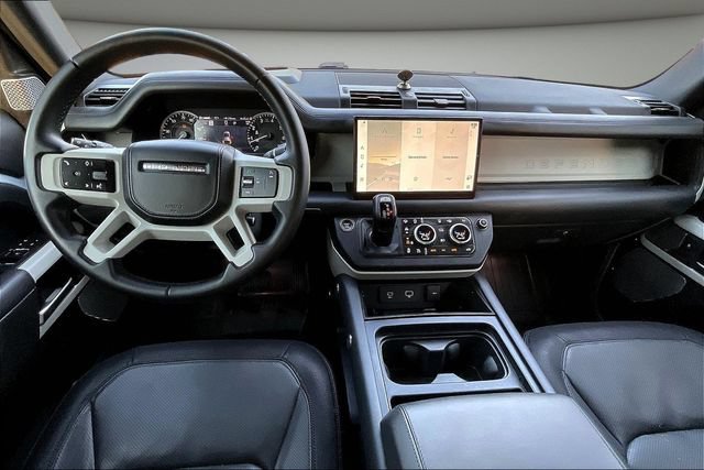 Used 2023 Land Rover Defender 130 X-Dynamic SE AWD/4WD image 9
