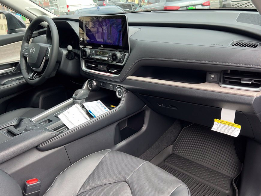 New 2026 Toyota Grand Highlander AWD Hybrid image 21