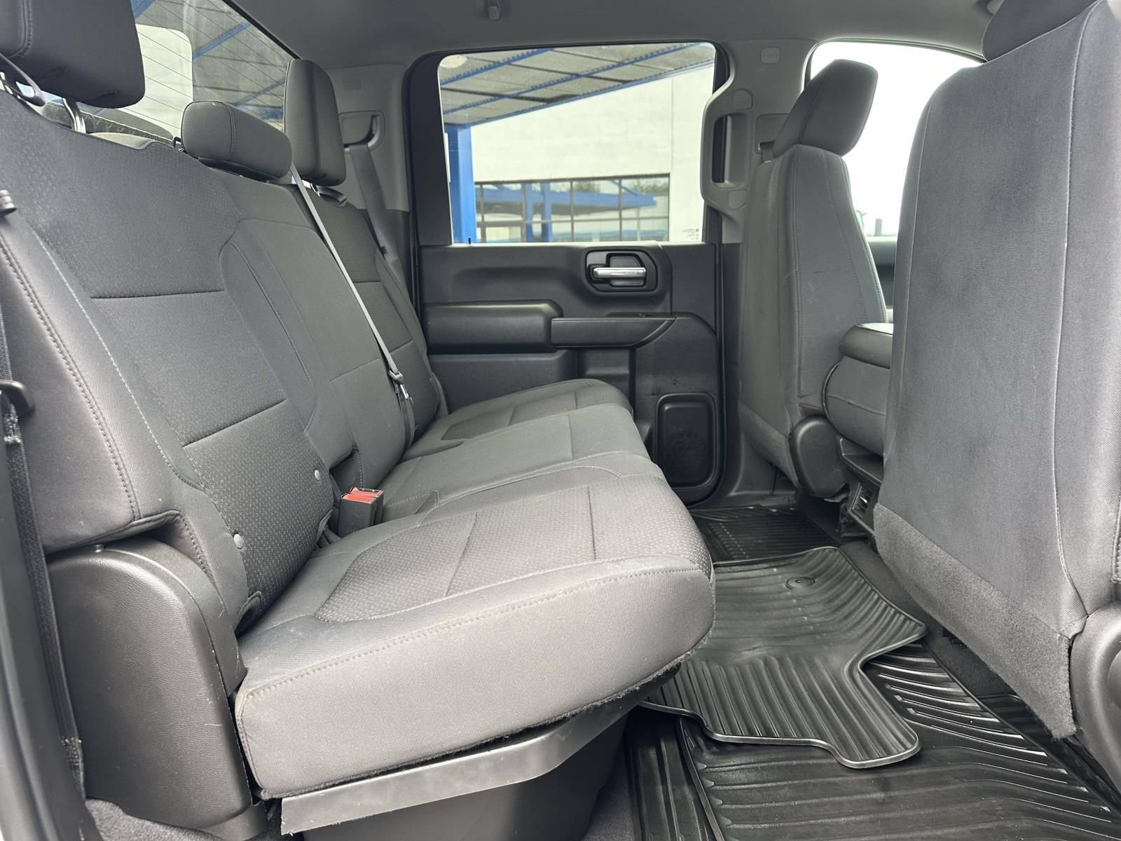 Used 2020 Chevrolet Silverado 2500 Custom w/ Custom Value Package AWD/4WD image 27