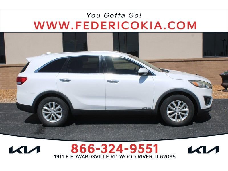 Used 2016 Kia Sorento LX AWD/4WD image 1