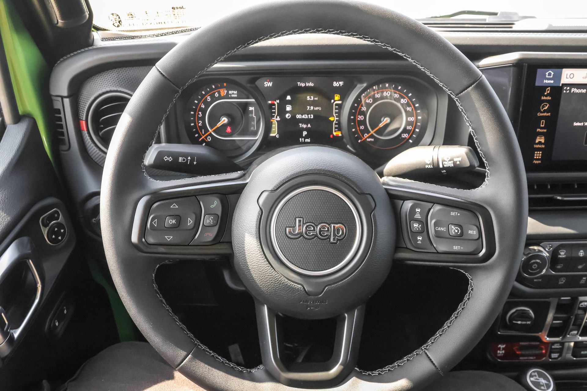 New 2025 Jeep Gladiator Rubicon w/ Convenience Group image 26