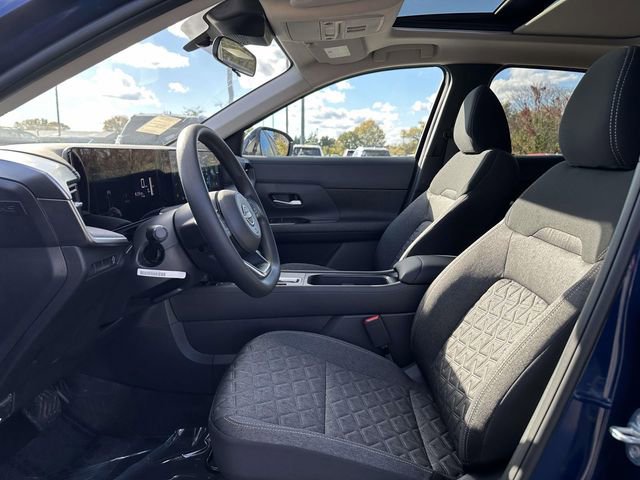 New 2026 Nissan Kicks SV w/ SV Premium Package FWD image 16
