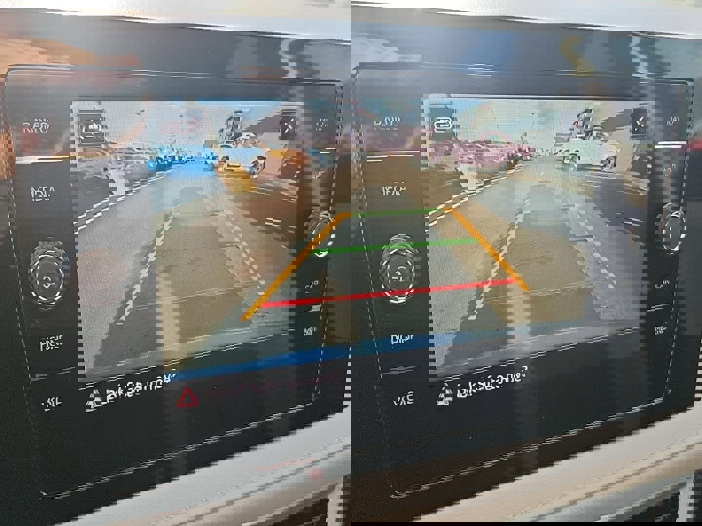 Used 2025 Volkswagen Taos SEL image 12