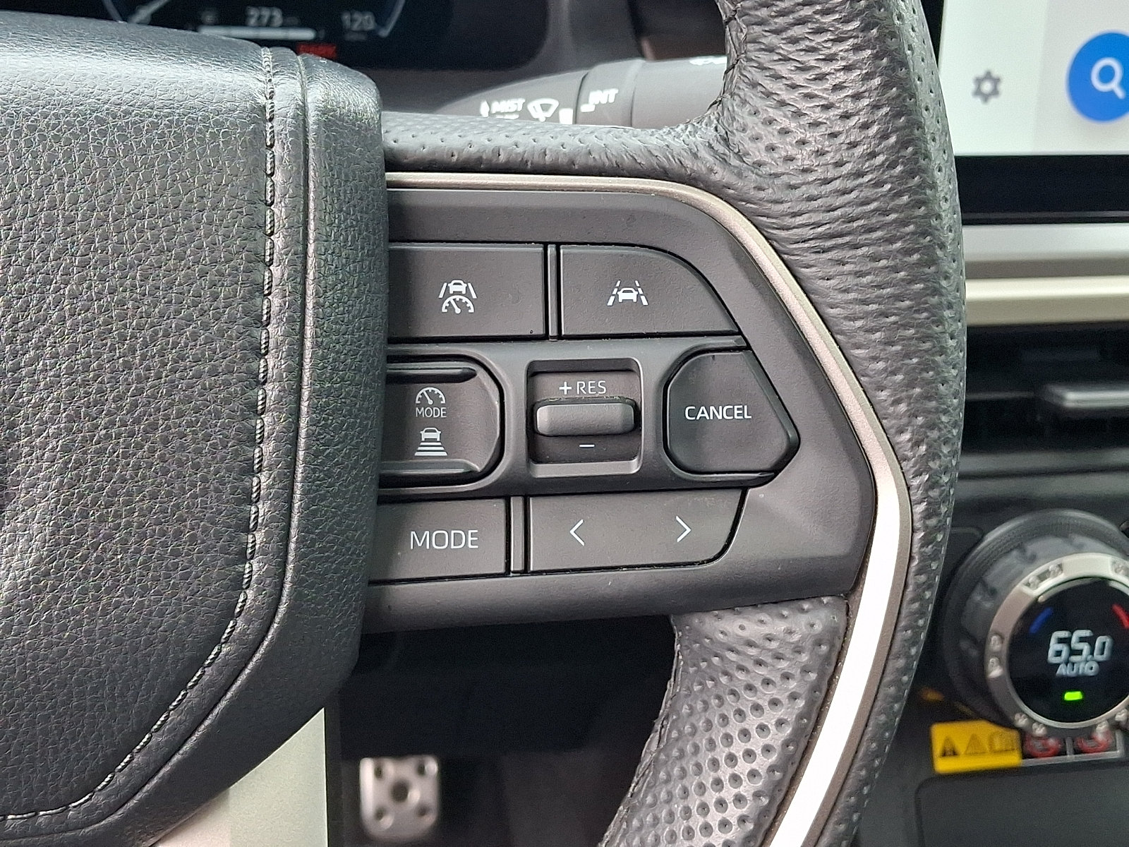 Used 2024 Toyota Tacoma TRD Sport w/ TRD Sport Premium Package AWD/4WD image 24