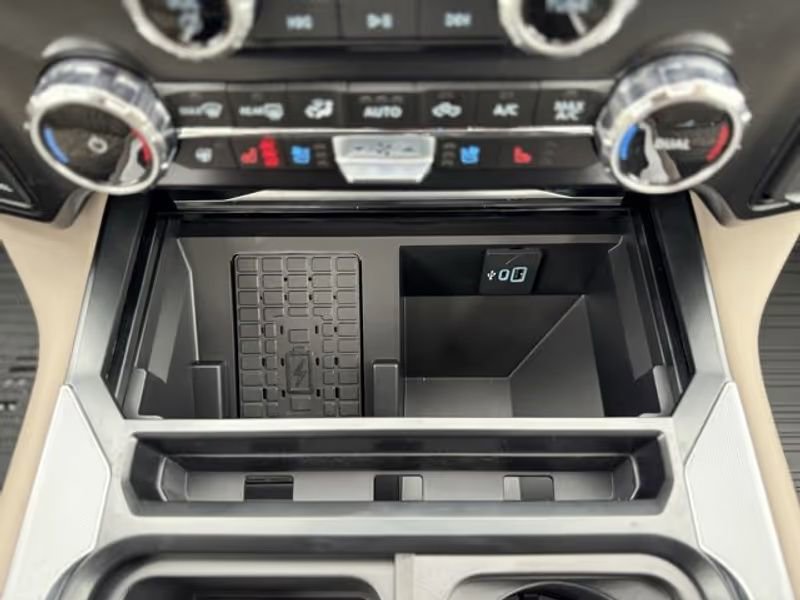 New 2026 Ford F250 Platinum image 8