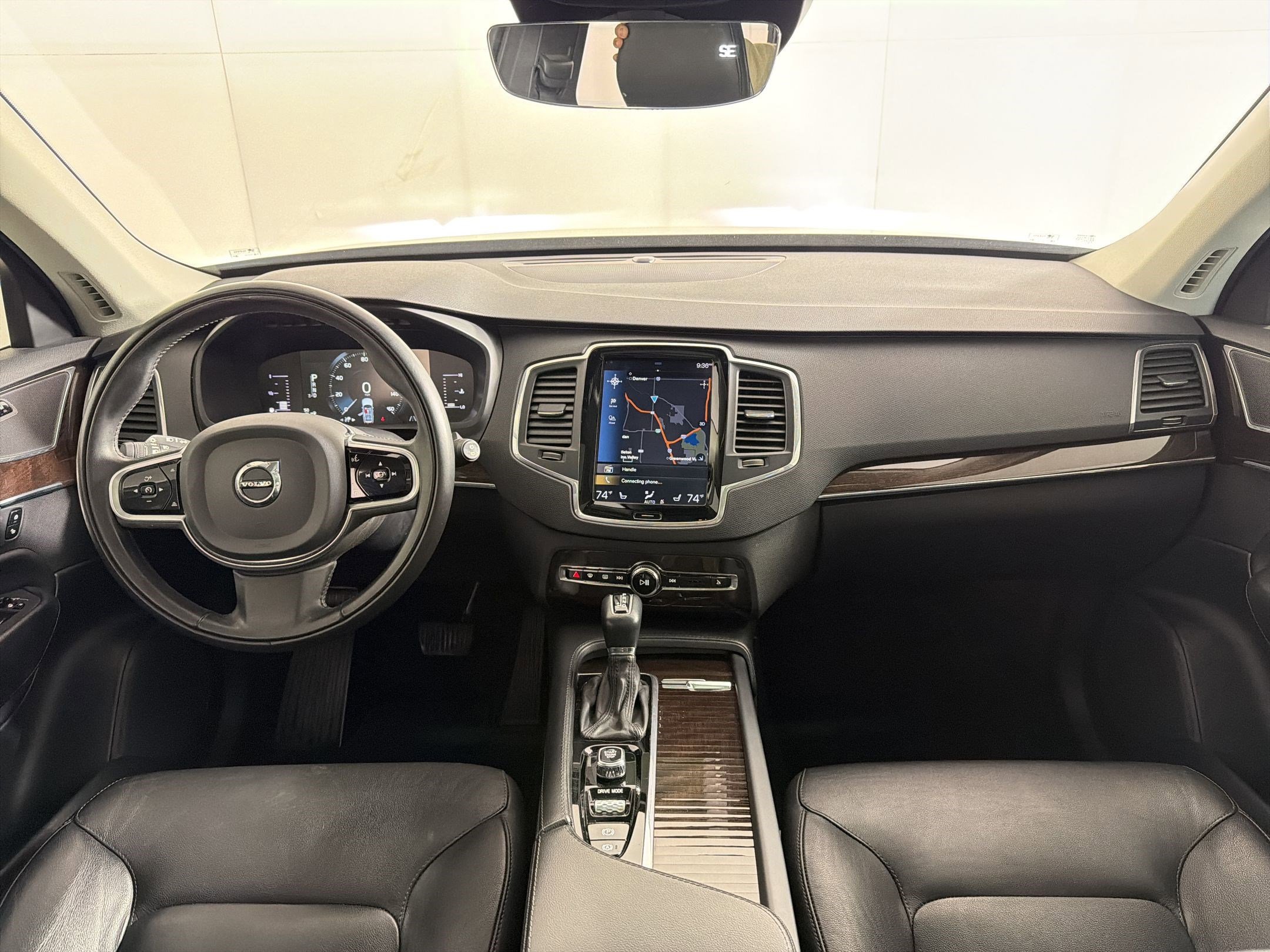 Used 2019 Volvo XC90 T5 Momentum w/ Protection Package Premier image 17