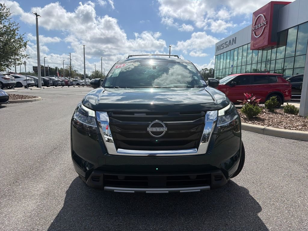 Certified 2024 Nissan Pathfinder Platinum w/ Cargo Package FWD image 2