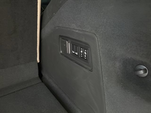 Used 2021 Cadillac Escalade Sport image 22