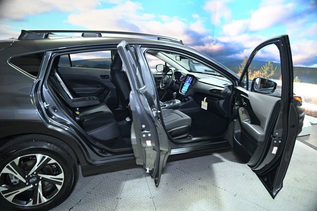 Used 2025 Subaru Crosstrek 2.0i Premium image 45