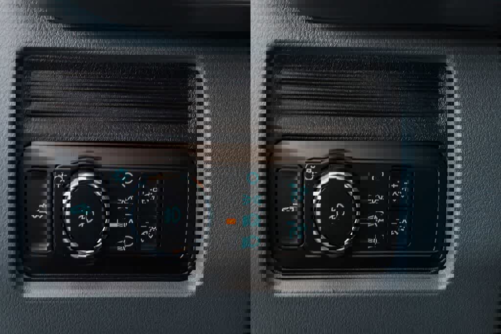 New 2026 Ford F250 XL w/ XL Chrome Package image 23