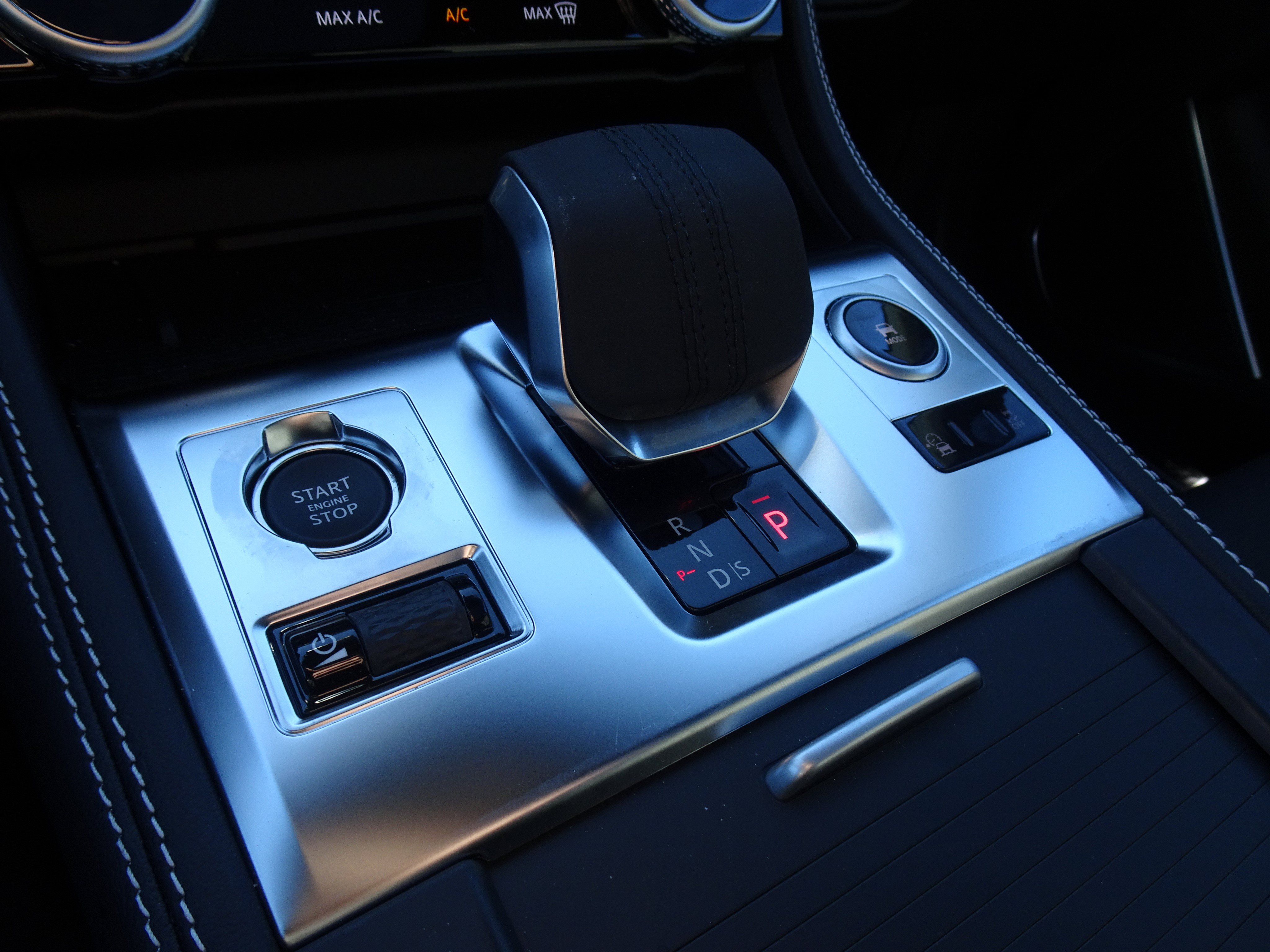 New 2026 Jaguar F-PACE R-Dynamic S AWD/4WD image 19