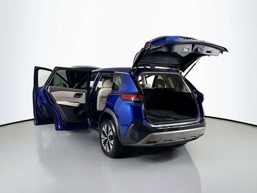 Used 2022 Nissan Rogue SV image 25