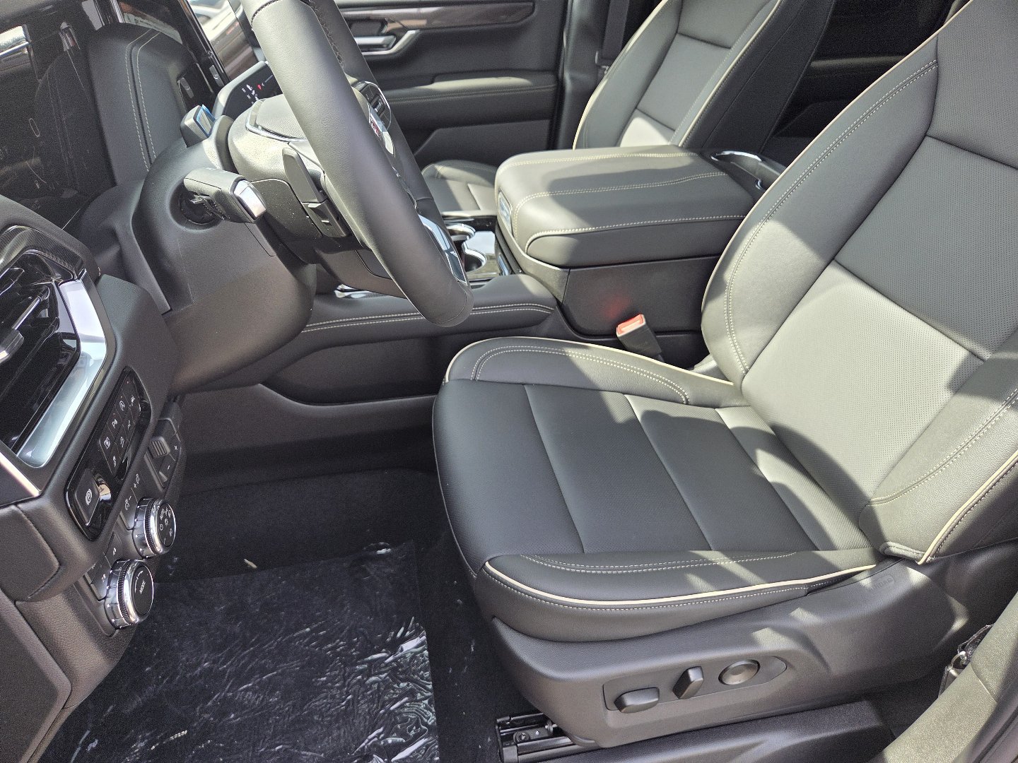 New 2026 GMC Yukon XL Elevation w/ Elevation Premium Package AWD/4WD image 29