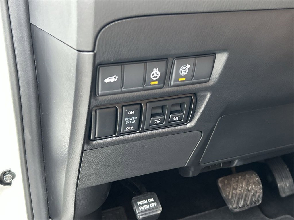 Certified 2024 INFINITI QX80 Sensory image 17