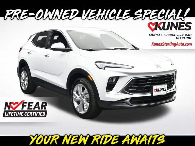 Used 2025 Buick Encore GX Preferred AWD/4WD image 1