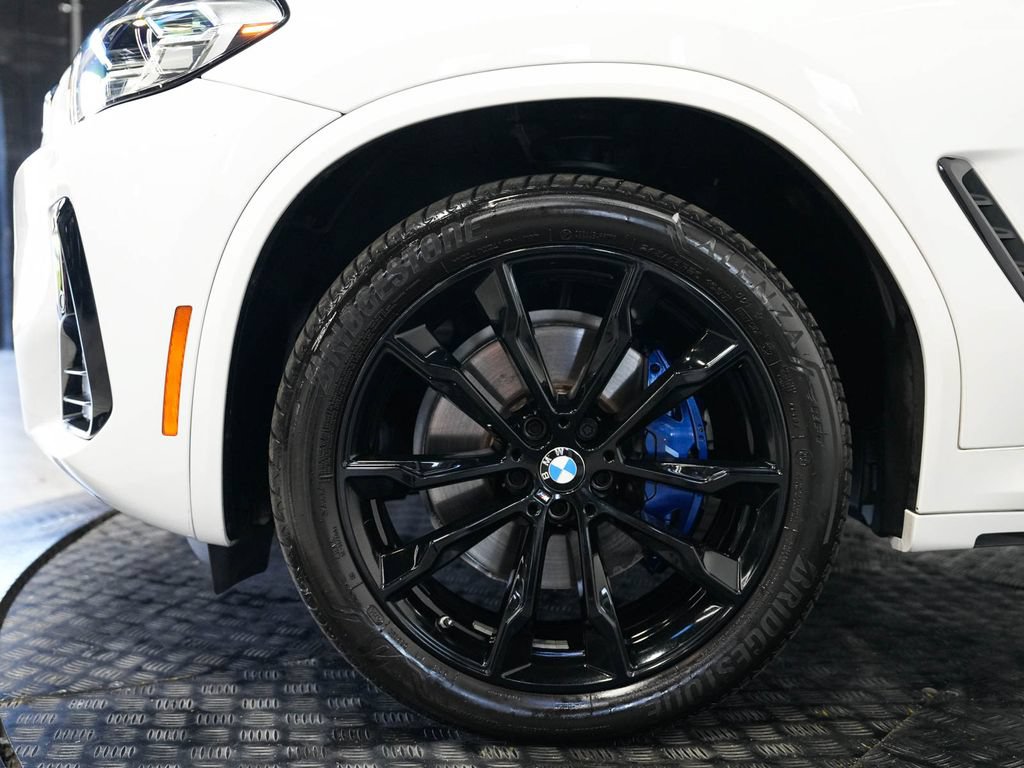 Used 2024 BMW X4 M40i AWD/4WD image 9