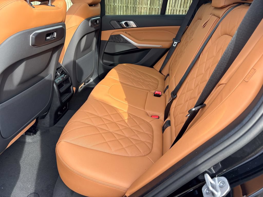 New 2026 BMW X5 xDrive50e w/ Premium Package AWD/4WD image 30