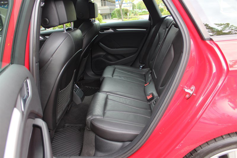 Used 2017 Audi A3 e-tron Premium w/ Sport Package FWD image 22