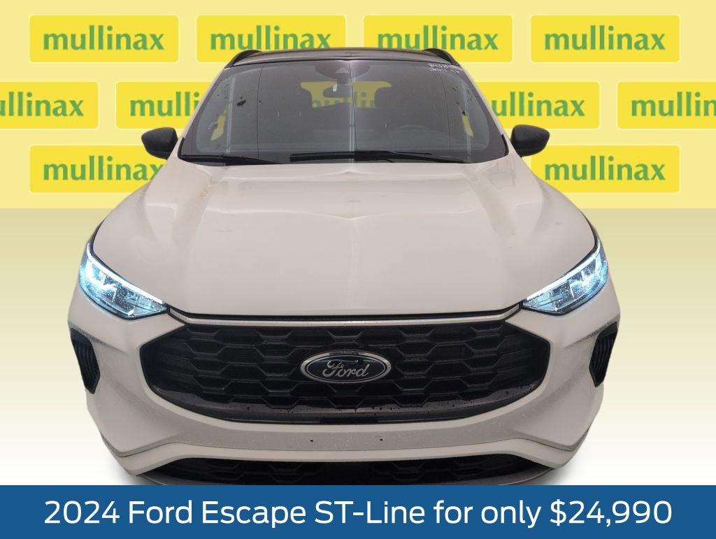 Used 2024 Ford Escape ST-Line w/ Tech Pack #1 image 13