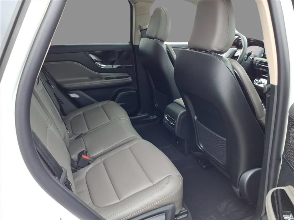 New 2026 Lincoln Corsair Grand Touring AWD/4WD image 11