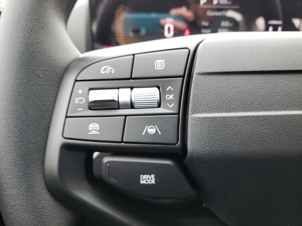 New 2025 Kia K4 LXS image 13