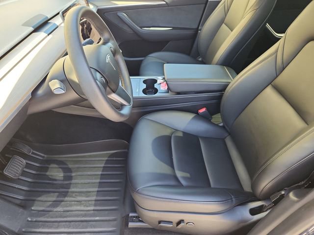 Used 2023 Tesla Model Y Performance image 19