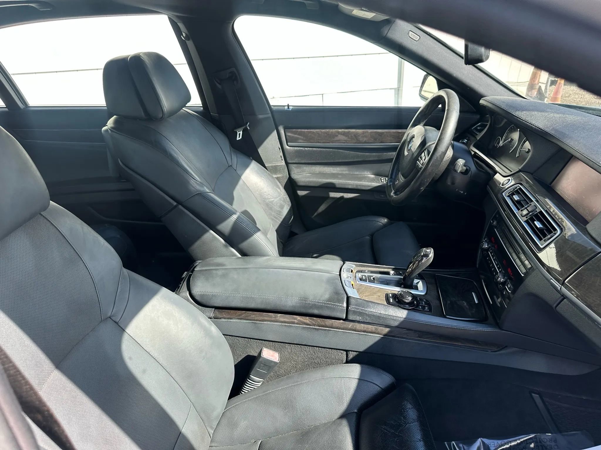 Used 2012 BMW 750Li image 18