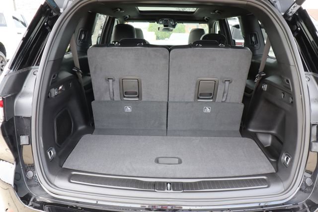 New 2026 Jeep Grand Cherokee L Limited w/ Limited Altitude Package AWD/4WD image 33