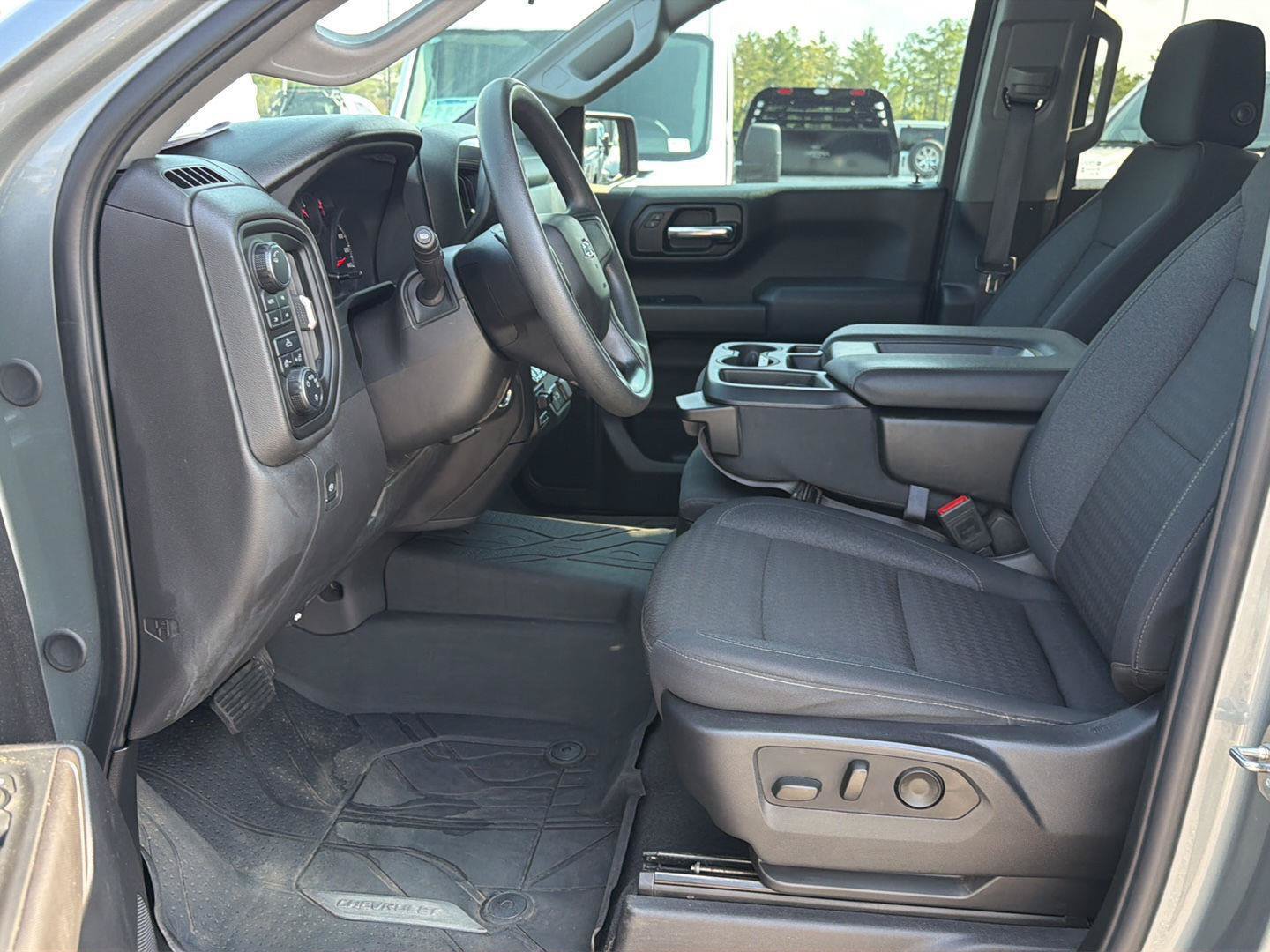 Used 2024 Chevrolet Silverado 1500 Custom Trail Boss AWD/4WD image 10