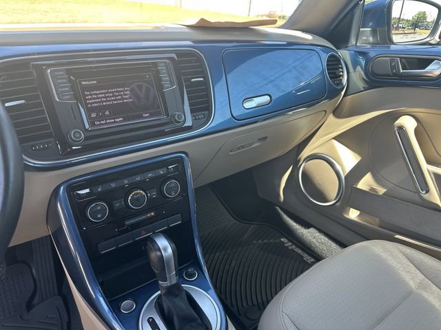 Used 2018 Volkswagen Beetle 2.0T SE image 16