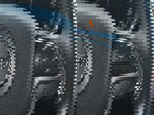 Used 2018 Jeep Grand Cherokee Laredo image 12