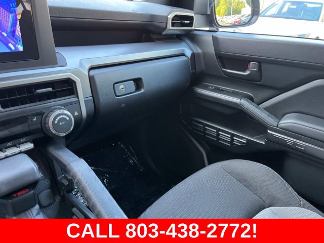 Used 2025 Toyota 4Runner TRD Off-Road AWD/4WD image 25