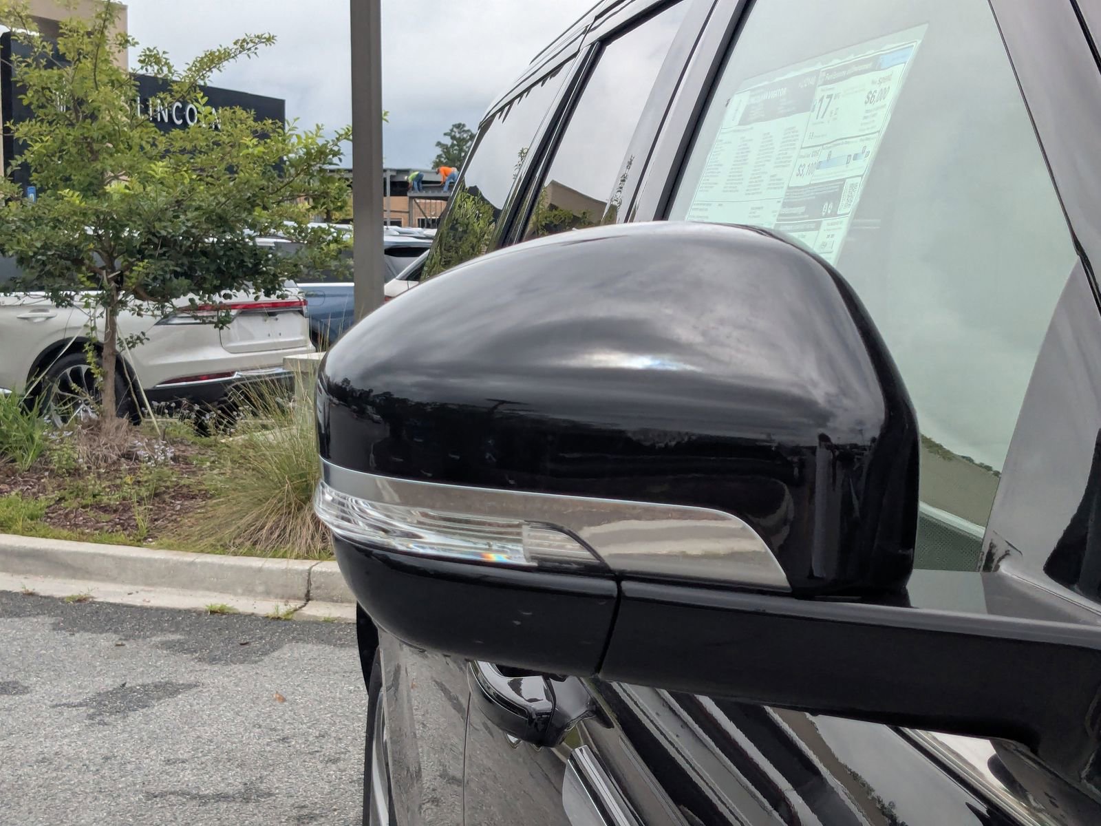 New 2025 Lincoln Navigator L Reserve image 12