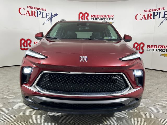 Used 2024 Buick Encore GX Sport Touring image 2