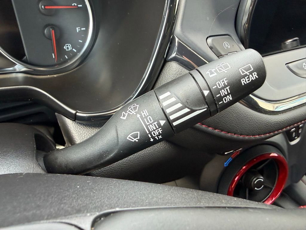 Used 2025 Chevrolet Blazer RS FWD image 21