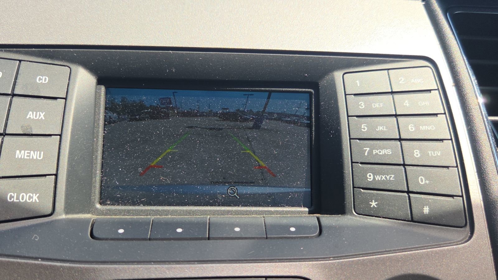 Used 2018 Ford Taurus SE FWD image 34